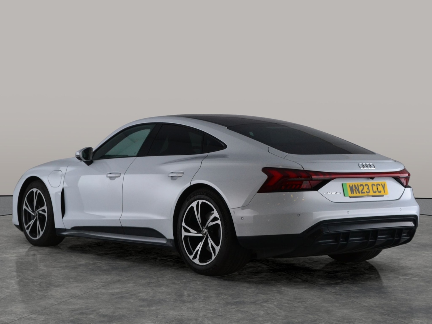 Used Audi e-tron GT 2023 for sale - 78197813: Photo 11