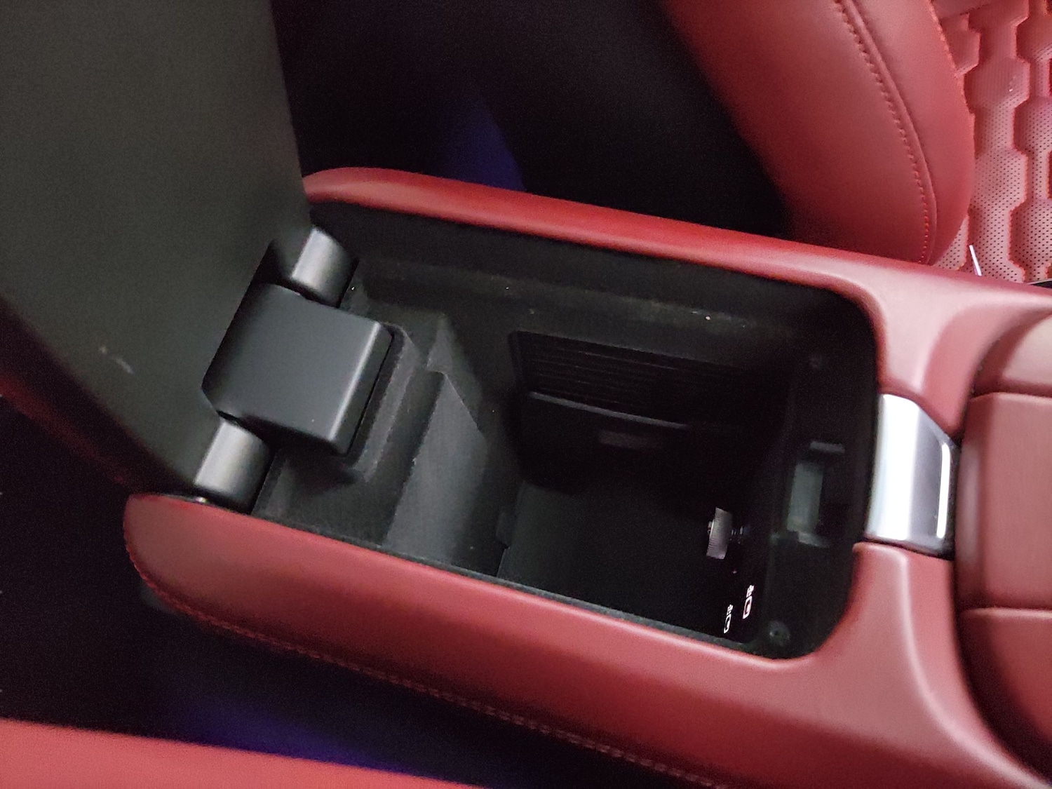 Used Audi e-tron GT 2023 for sale - 78197813: Photo 28