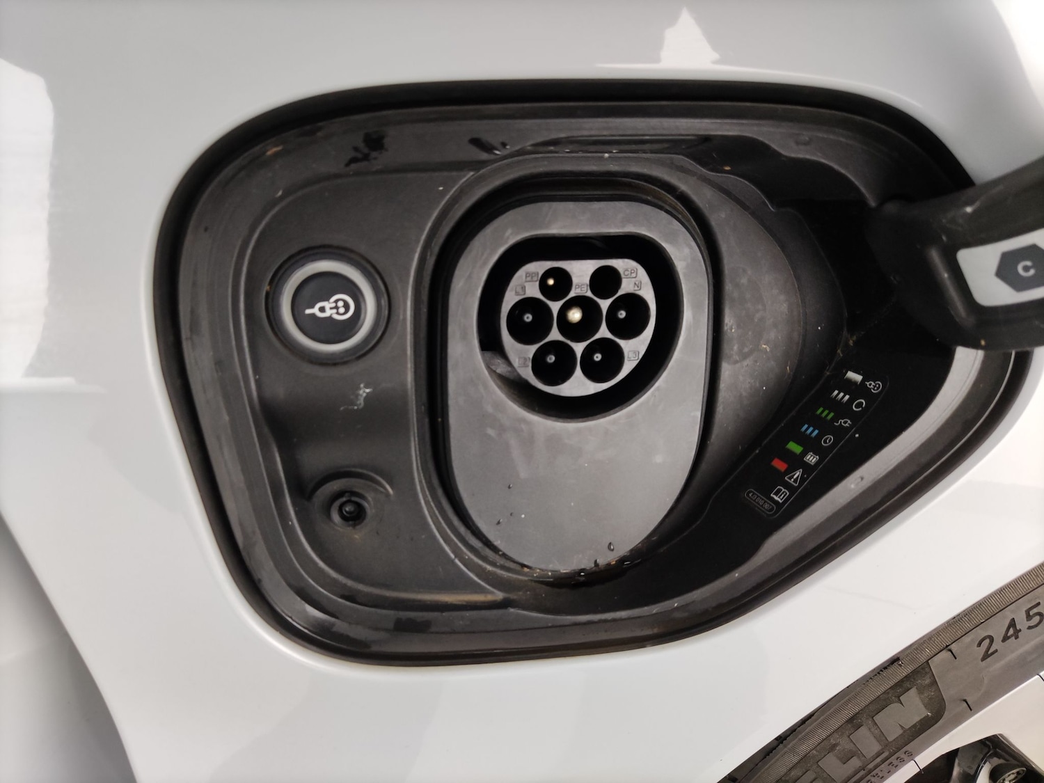 Used Audi e-tron GT 2023 for sale - 78197813: Photo 41