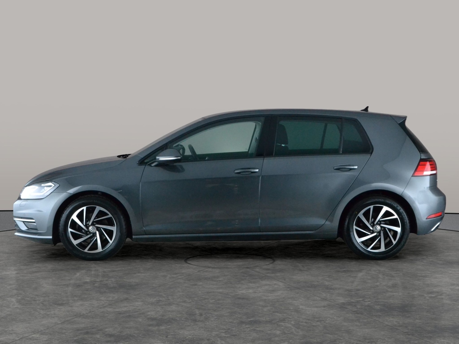 Used Volkswagen Golf 2020 for sale - 77848435: Photo 12