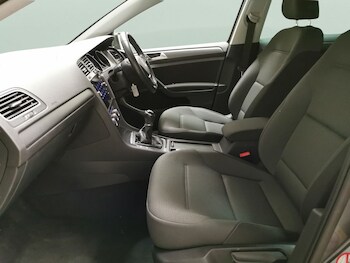 Used Volkswagen Golf 2020 for sale - 77848435: Photo