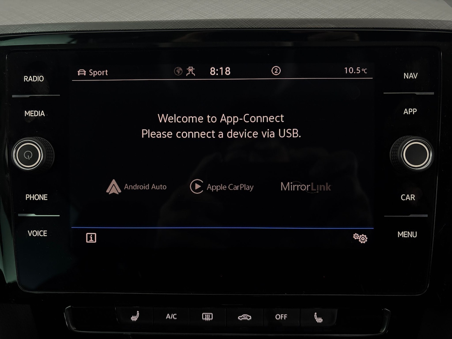 Used Volkswagen Passat 2022 for sale - 77034070: Photo 15