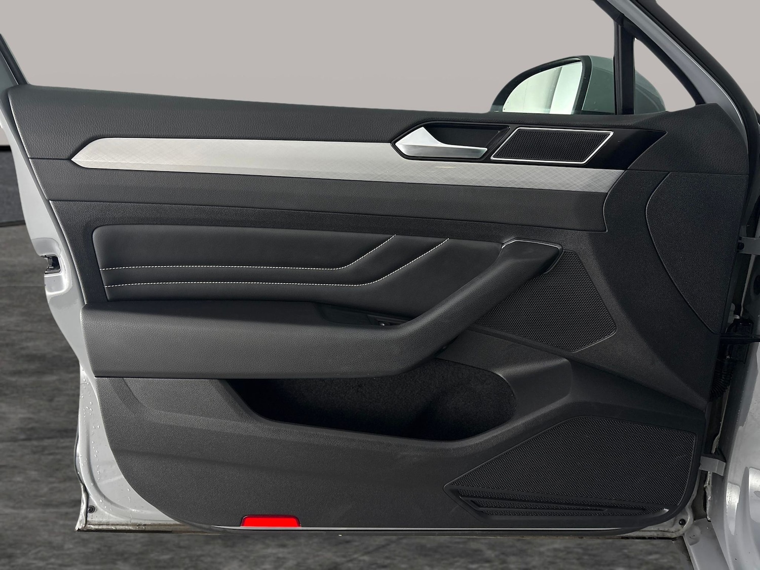 Used Volkswagen Passat 2022 for sale - 77034070: Photo 31