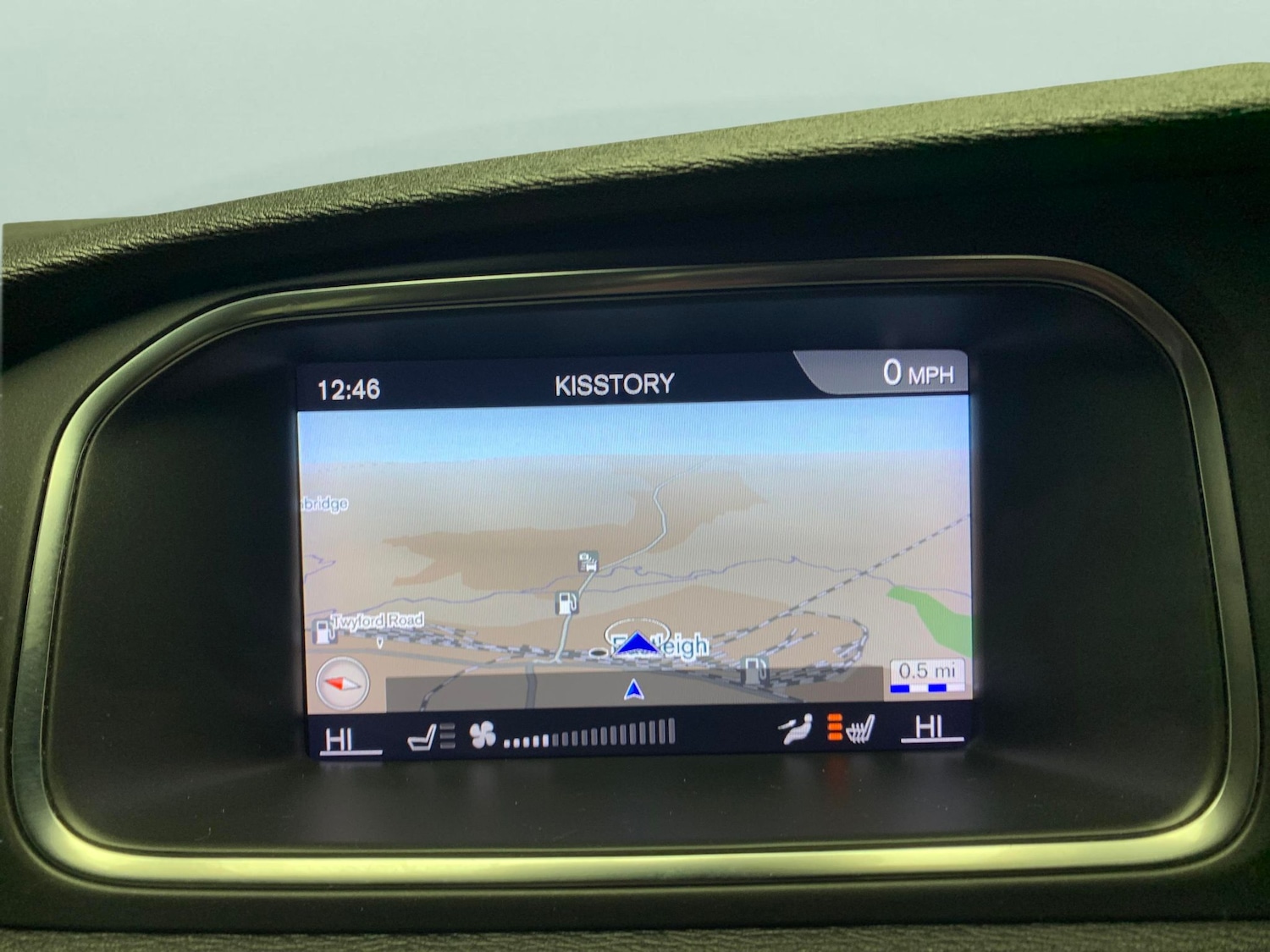 Used Volvo V40 2018 for sale - 77791447: Photo 5