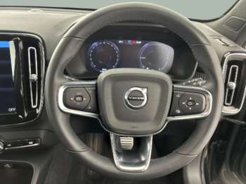 Used Volvo XC40 2021 for sale - 74884126: Photo