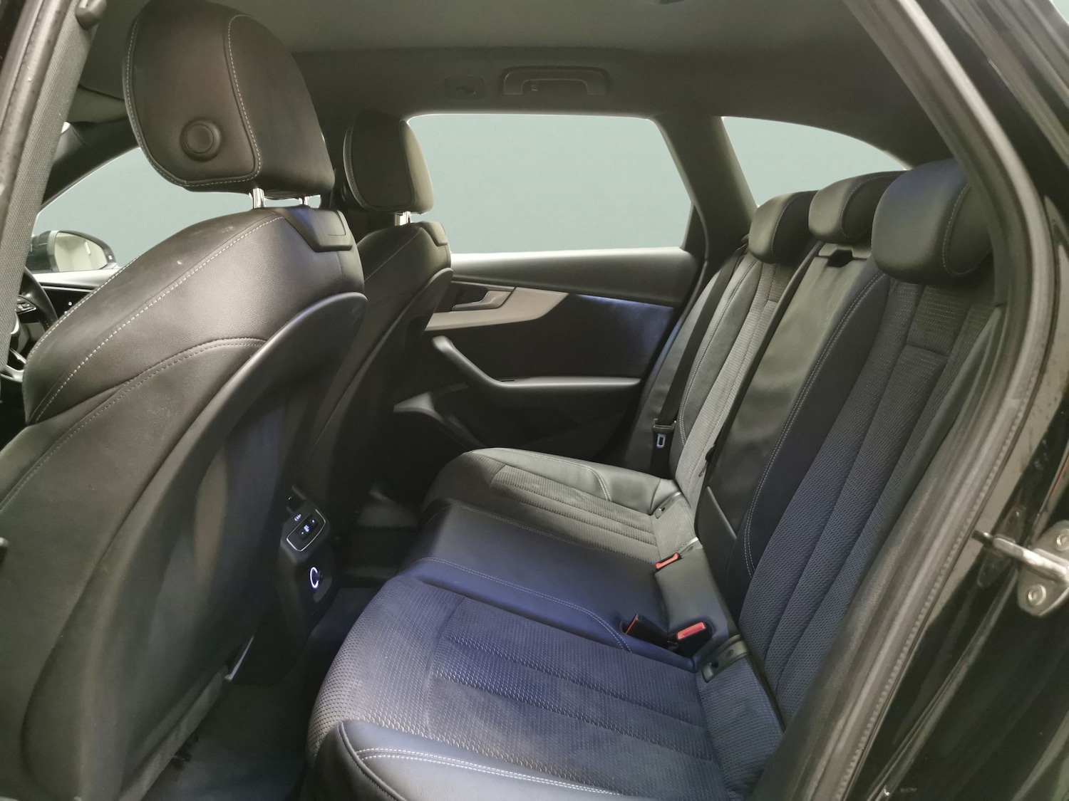 Used Audi A4 2017 for sale - 77241278: Photo 23