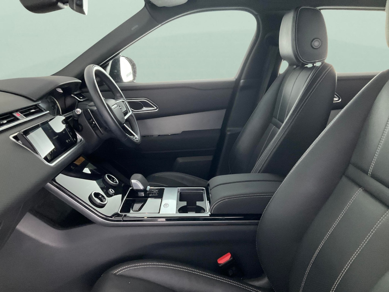 Used Land Rover Range Rover Velar 2022 for sale - 76757220: Photo 4