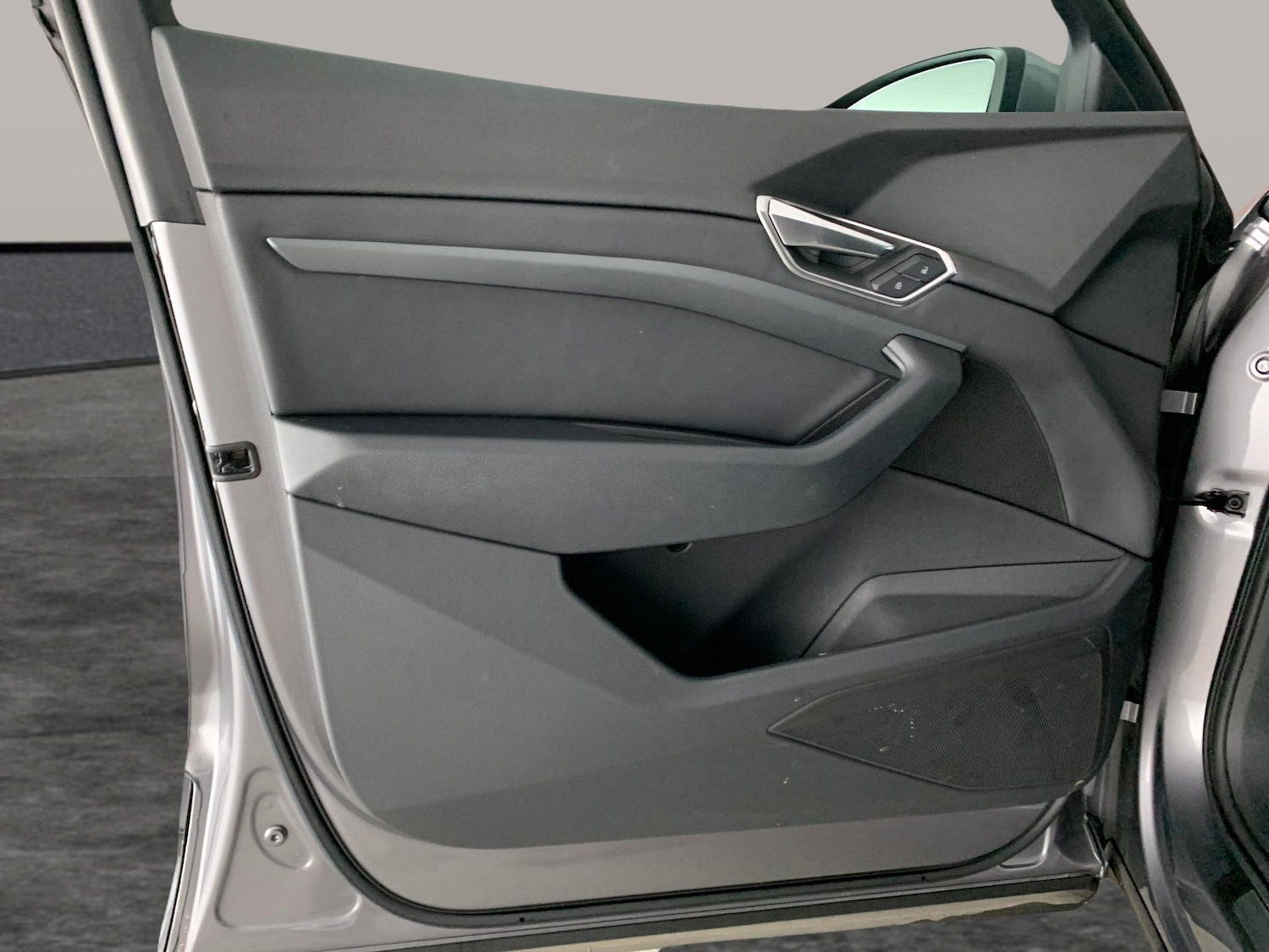 Used Audi e-tron 2022 for sale - 77063671: Photo 31