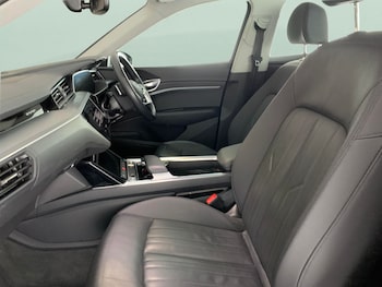 Used Audi e-tron 2022 for sale - 77063671: Photo