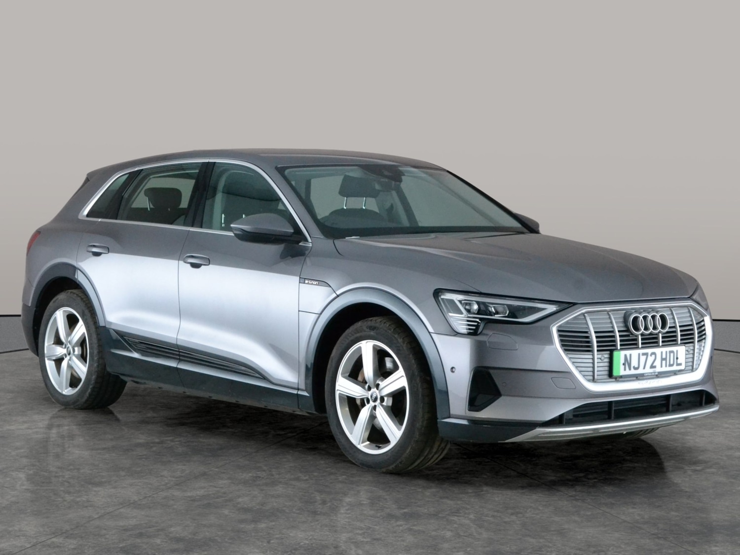 Used Audi e-tron 2022 for sale - 77063671: Photo 9
