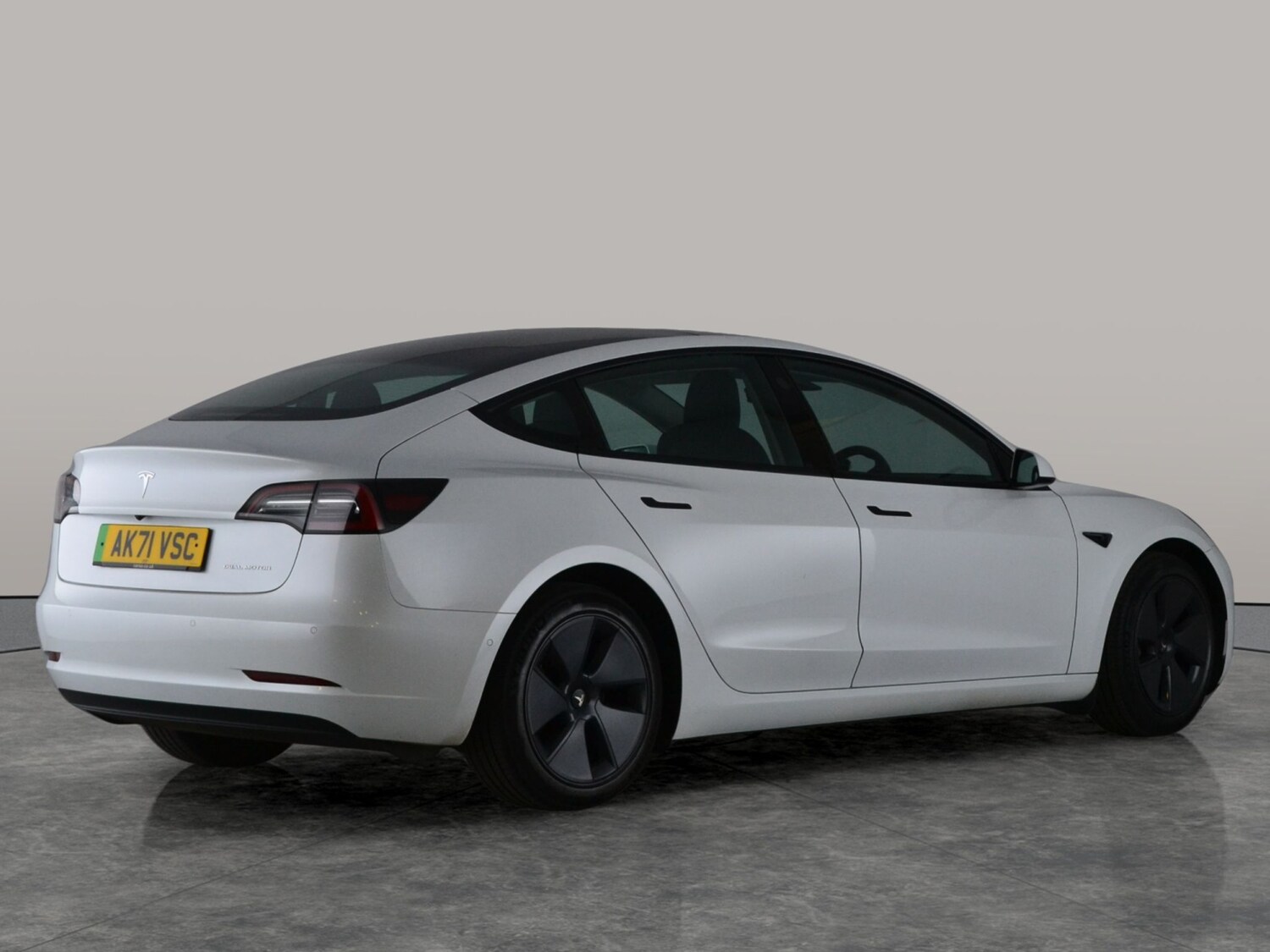 Used Tesla Model 3 2021 for sale - 78075128: Photo 12