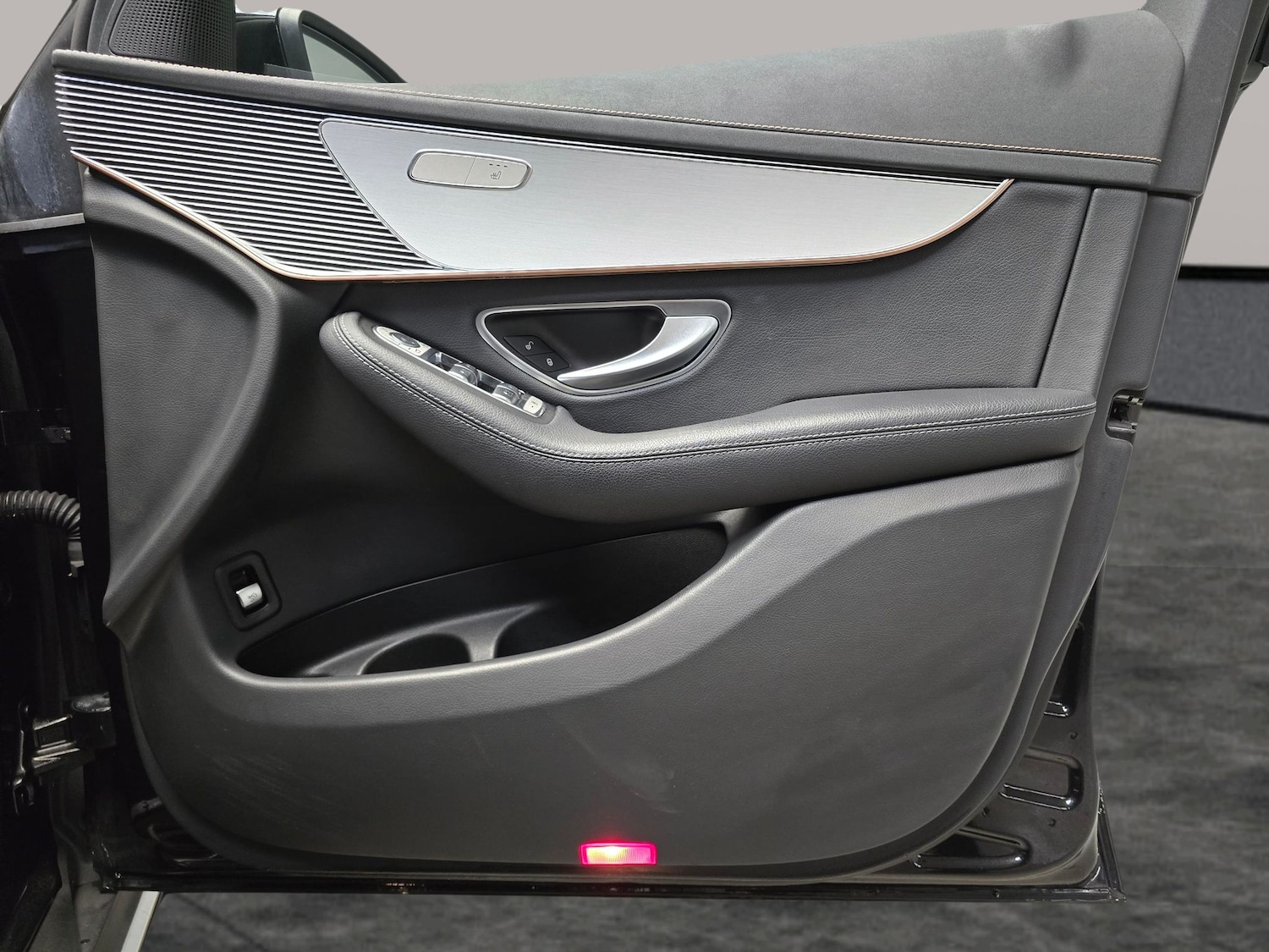 Used Mercedes-Benz EQC 2021 for sale - 76984488: Photo 34