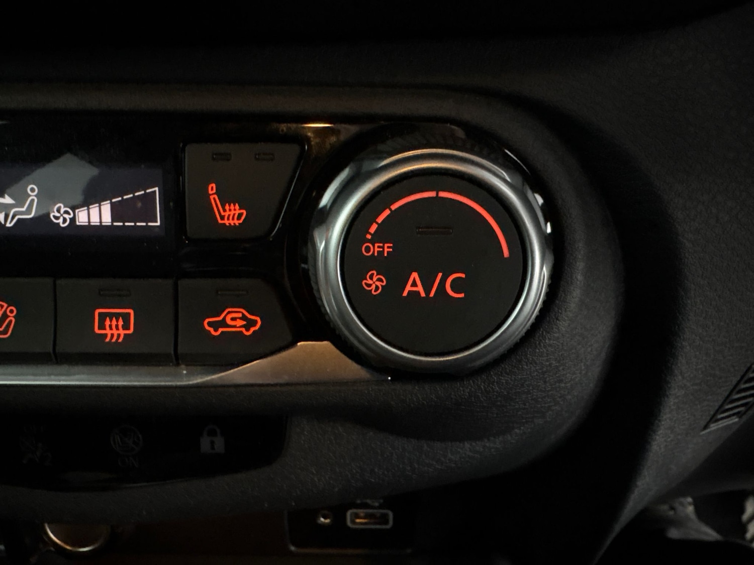 Used Nissan Juke 2022 for sale - 77034100: Photo 22