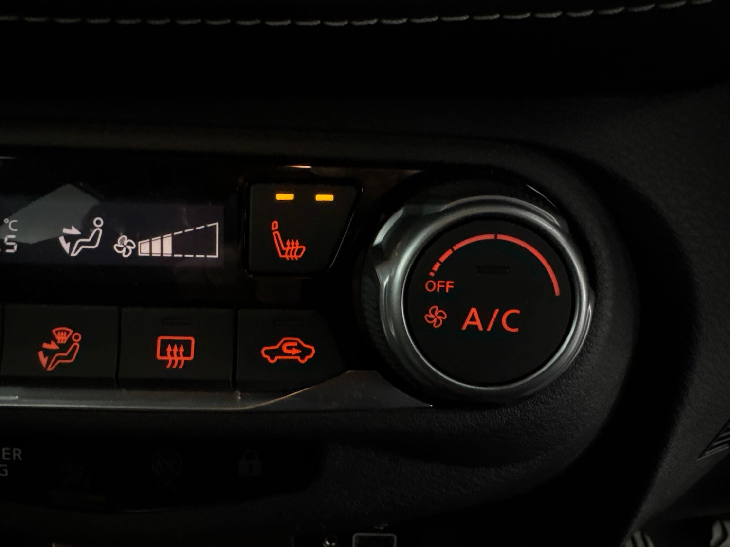 Used Nissan Juke 2022 for sale - 77034100: Photo 23