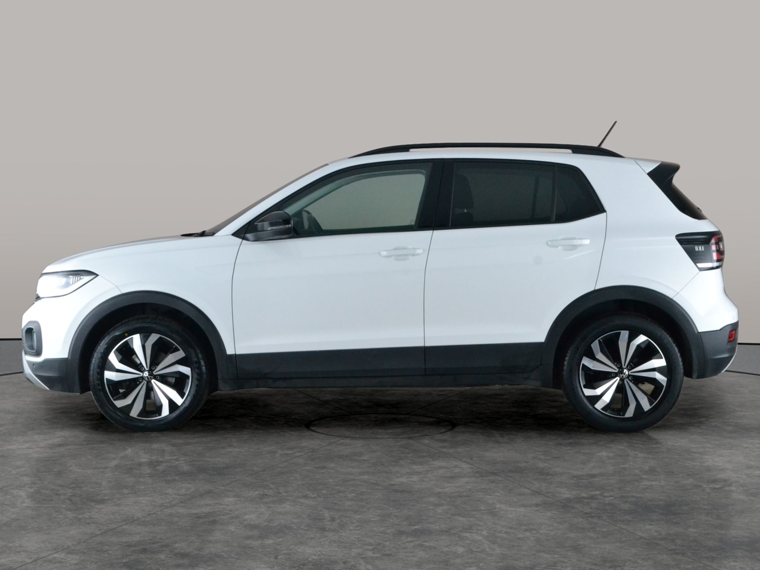 Used Volkswagen T-Cross 2023 for sale - 77890308: Photo 12