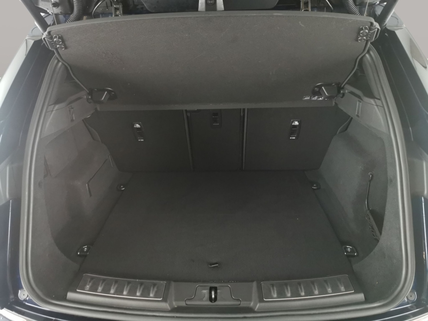 Used Land Rover Range Rover Evoque 2022 for sale - 77053452: Photo 32