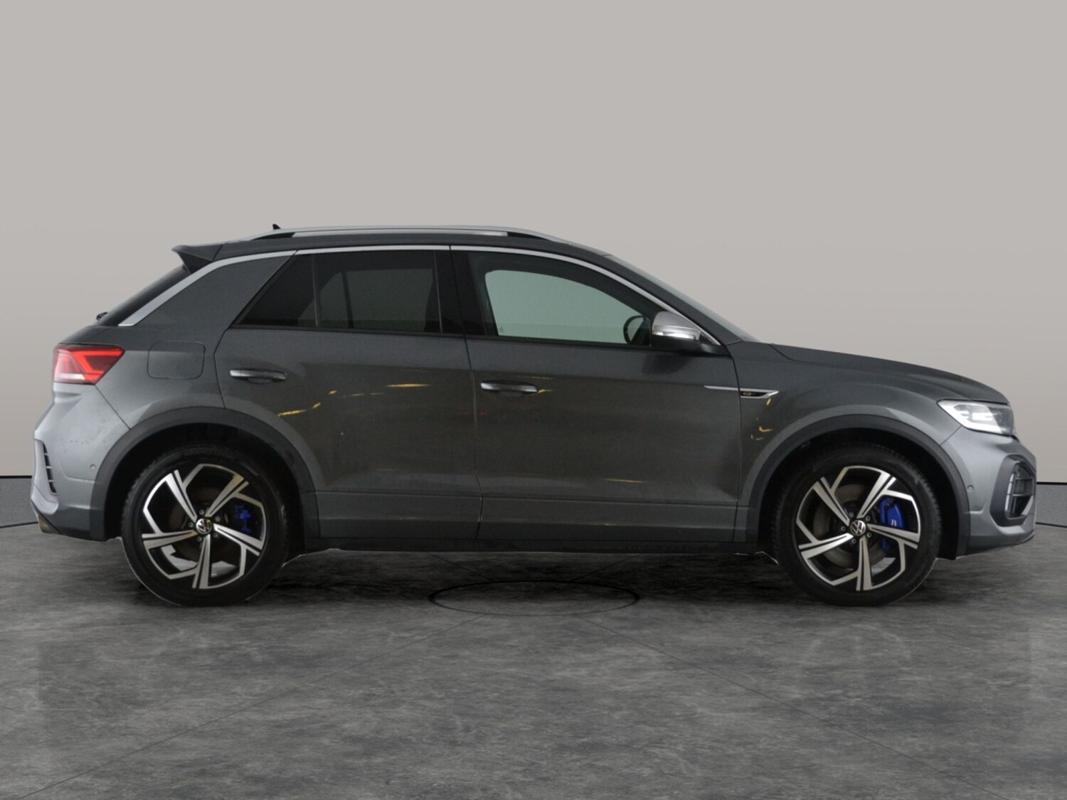 Used Volkswagen T-Roc 2023 for sale - 77490513: Photo 11