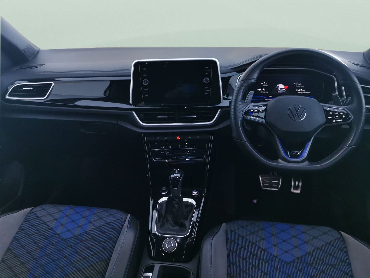 Used Volkswagen T-Roc 2023 for sale - 77490513: Photo 7