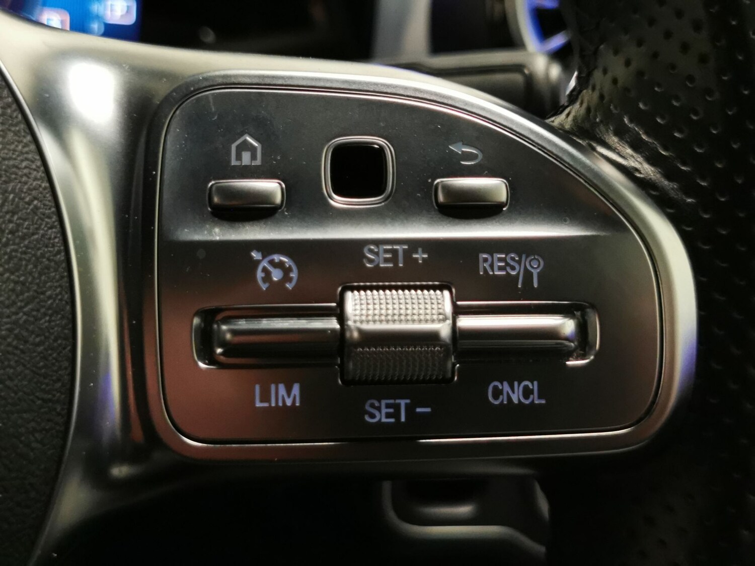 Used Mercedes-Benz A-Class 2022 for sale - 77911636: Photo 21