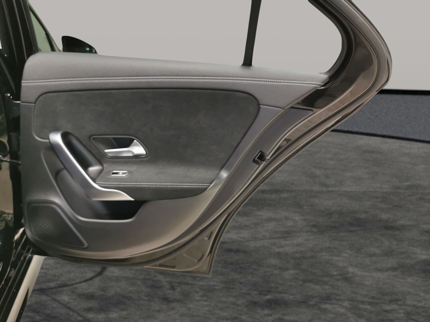 Used Mercedes-Benz A-Class 2022 for sale - 77911636: Photo 30