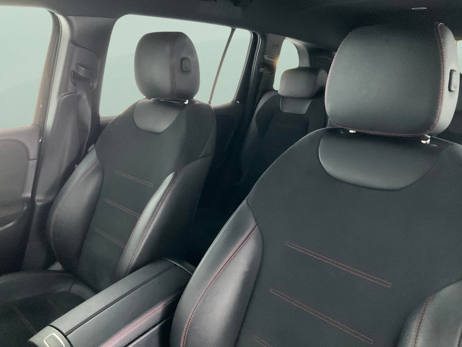 Used Mercedes-Benz GLB 2020 for sale - 76379194: Photo 8