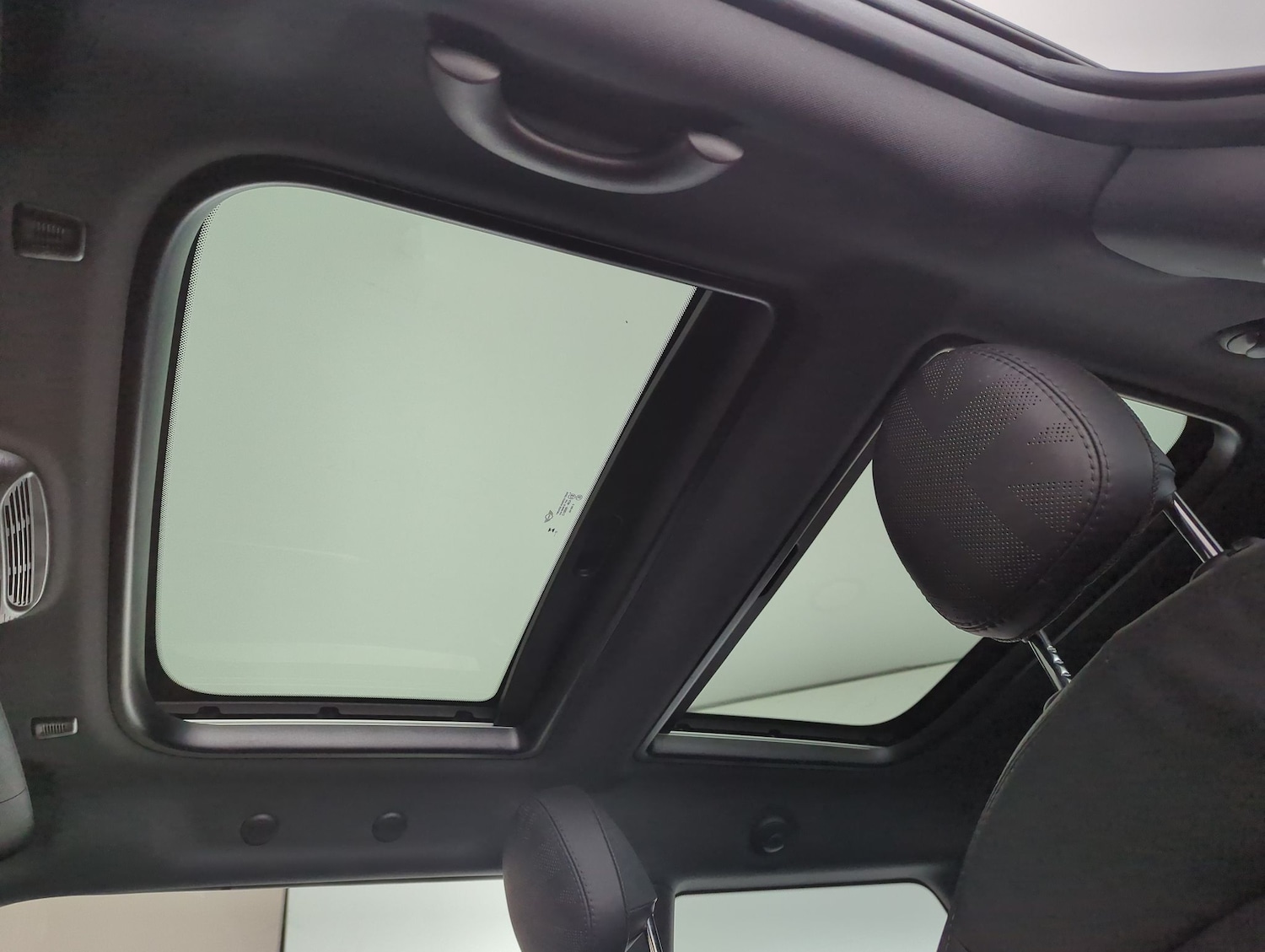 Used MINI Hatch 2022 for sale - 77340150: Photo 5