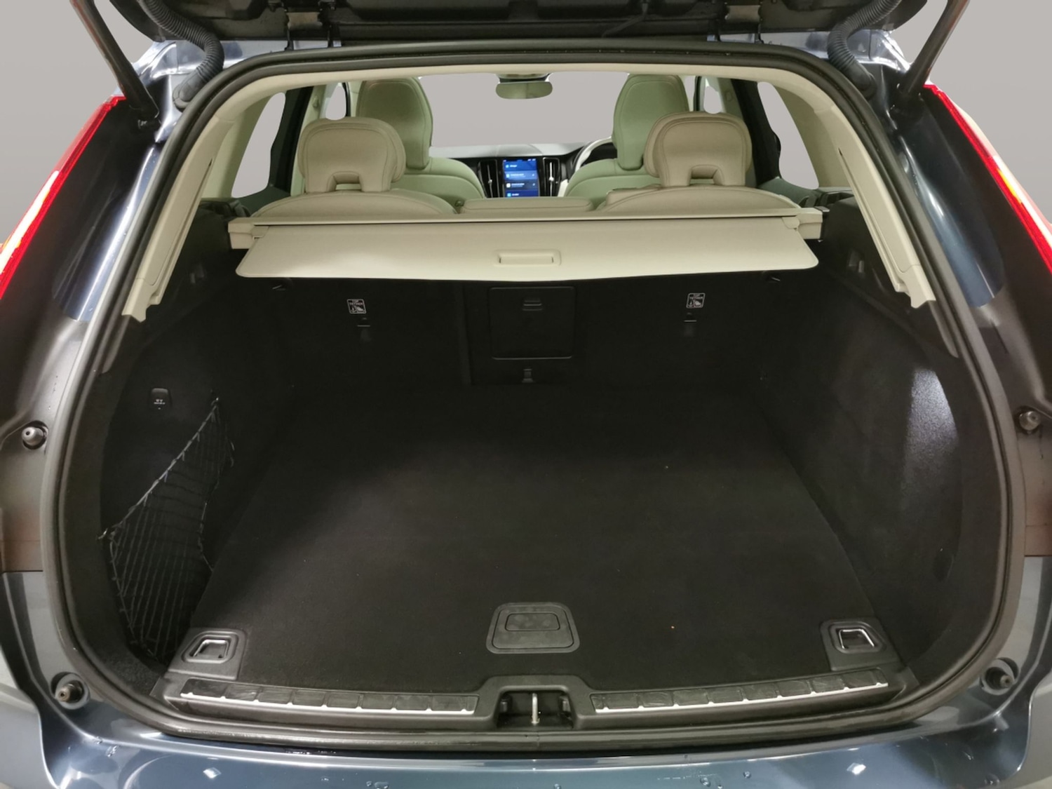 Used Volvo XC60 2023 for sale - 77995491: Photo 34