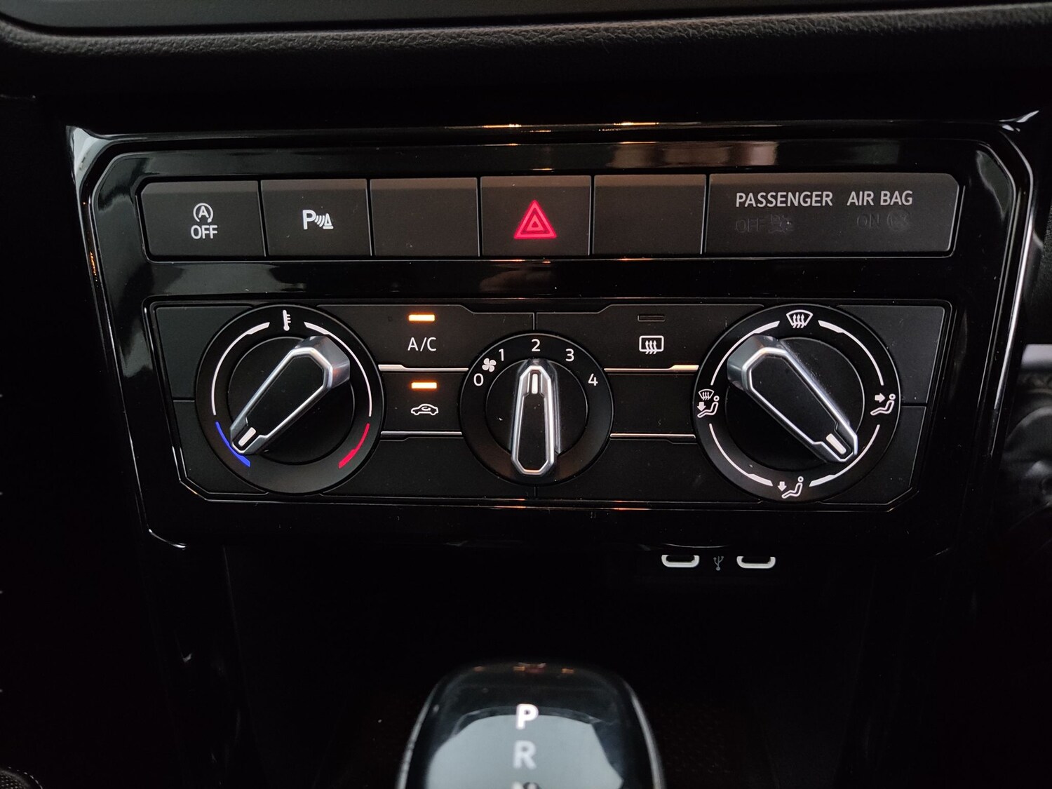 Used Volkswagen T-Cross 2023 for sale - 78211022: Photo 18