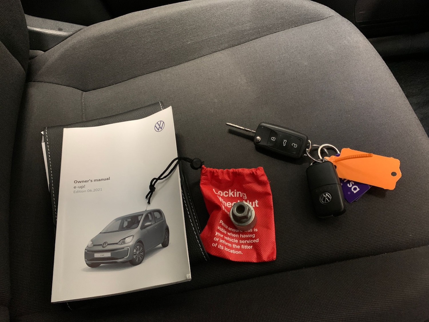 Used Volkswagen up! 2021 for sale - 76978238: Photo 26