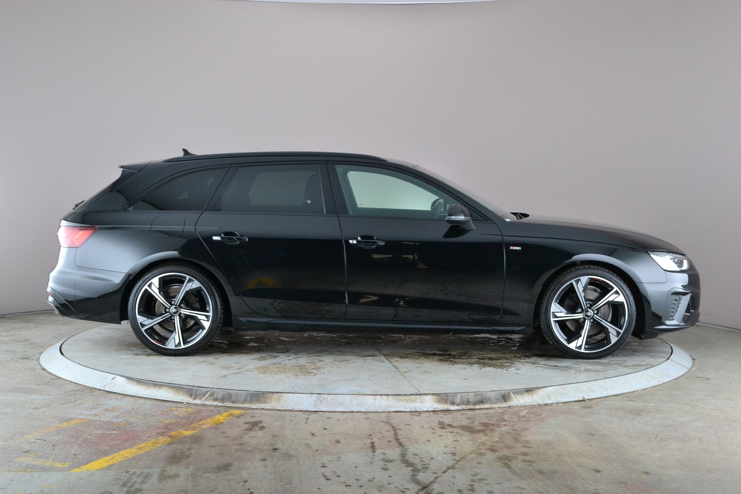 Used Audi A4 2023 for sale - 77354095: Photo 10