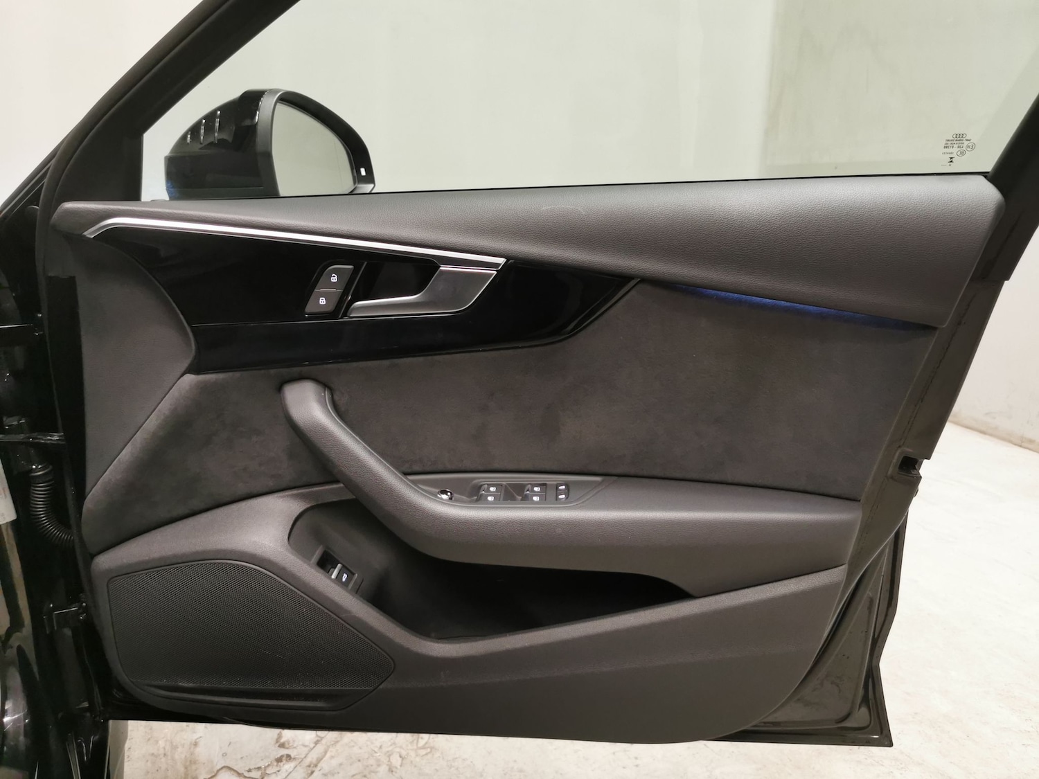 Used Audi A4 2023 for sale - 77354095: Photo 31