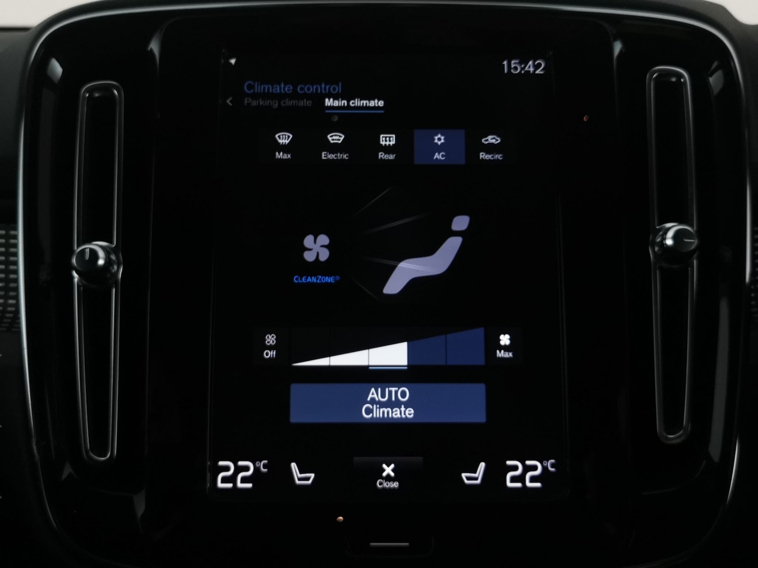 Used Volvo XC40 2019 for sale - 78178142: Photo 17