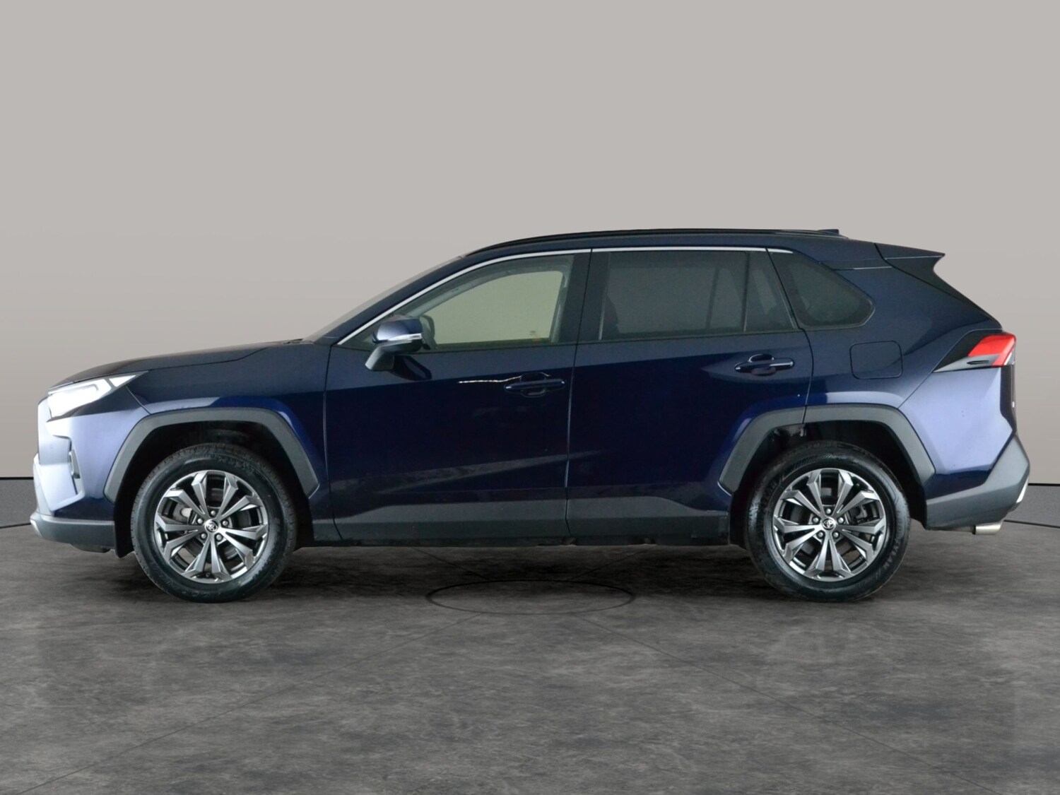 Used Toyota RAV4 2022 for sale - 77447824: Photo 13