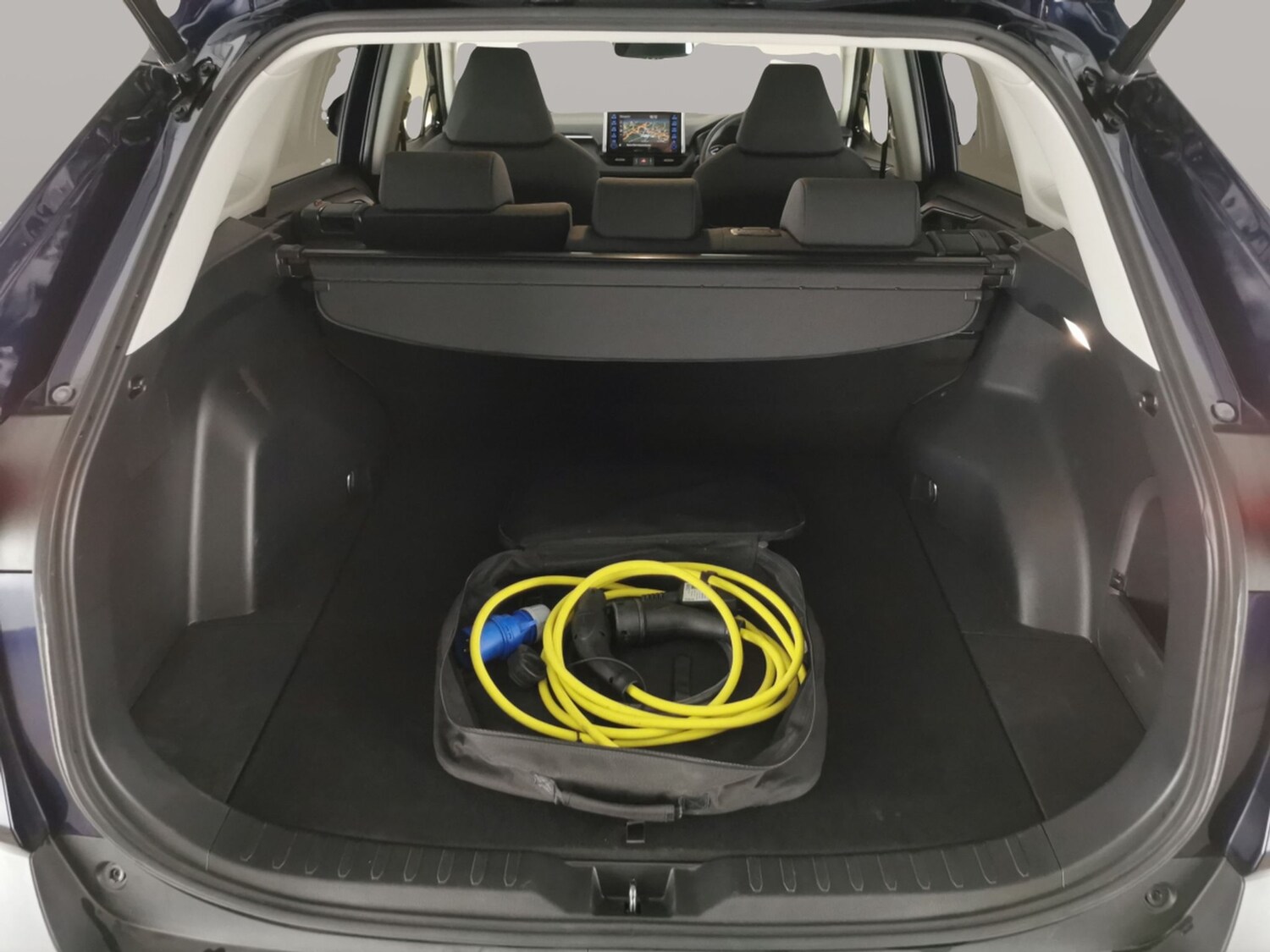 Used Toyota RAV4 2022 for sale - 77447824: Photo 32