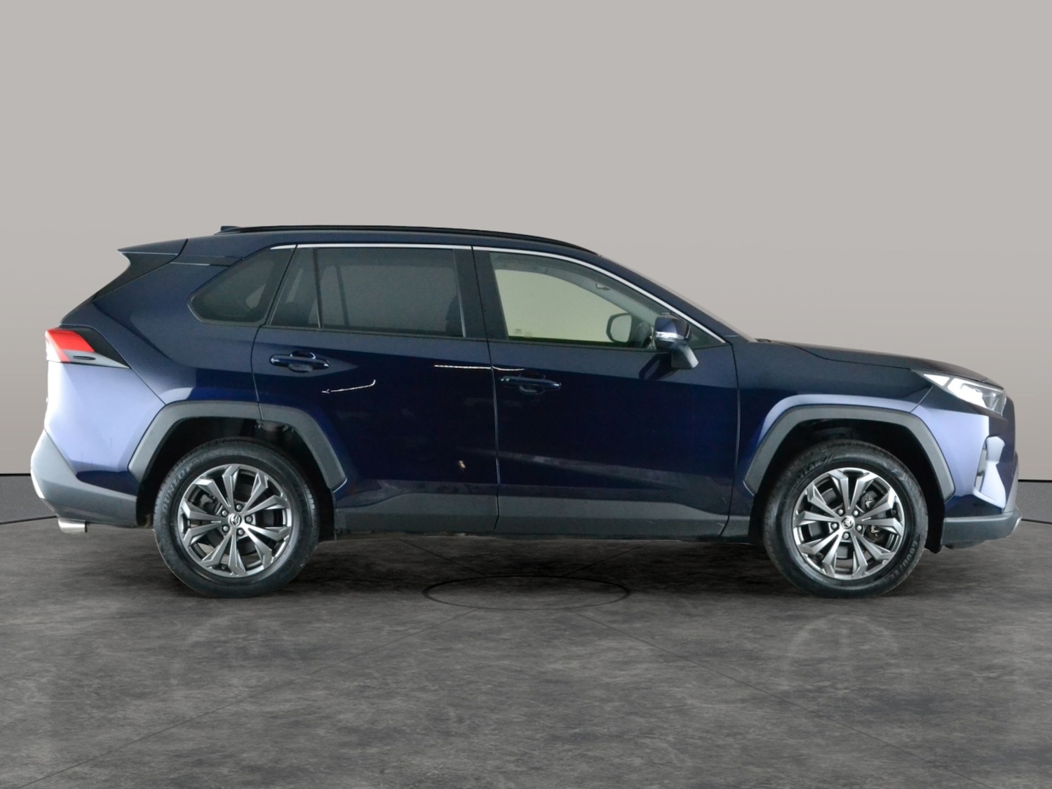 Used Toyota RAV4 2022 for sale - 77447824: Photo 9