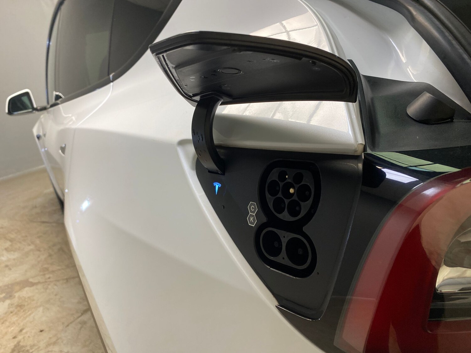 Used Tesla Model Y 2023 for sale - 78051841: Photo 31