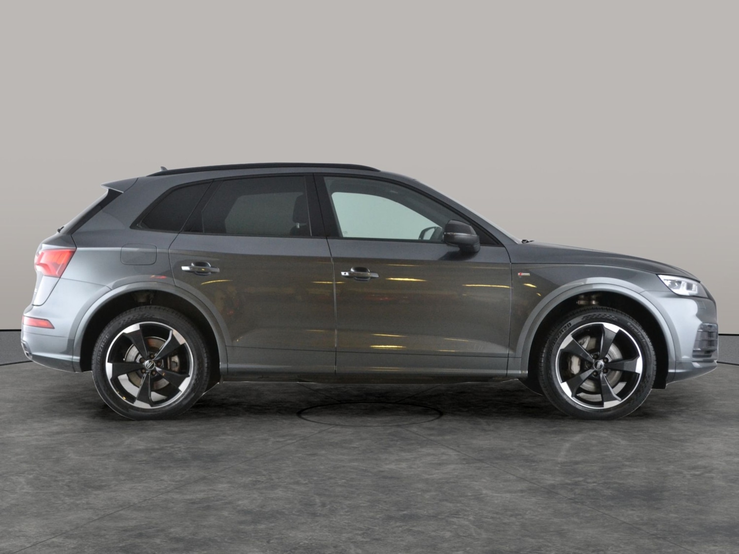 Used Audi Q5 2020 for sale - 76428524: Photo 13