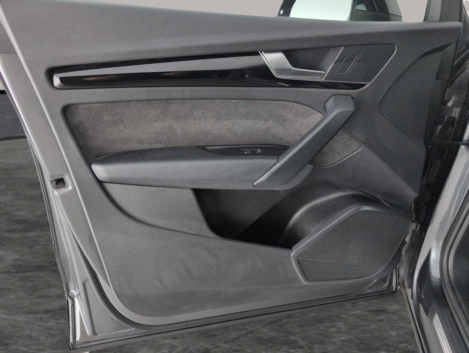 Used Audi Q5 2020 for sale - 76428524: Photo 33