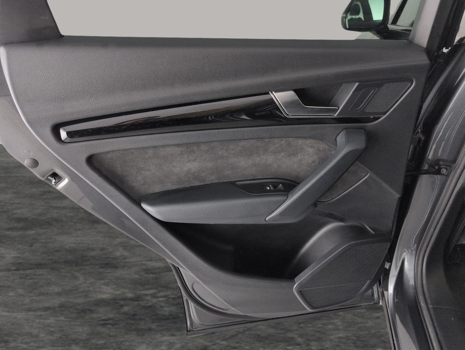 Used Audi Q5 2020 for sale - 76428524: Photo 34