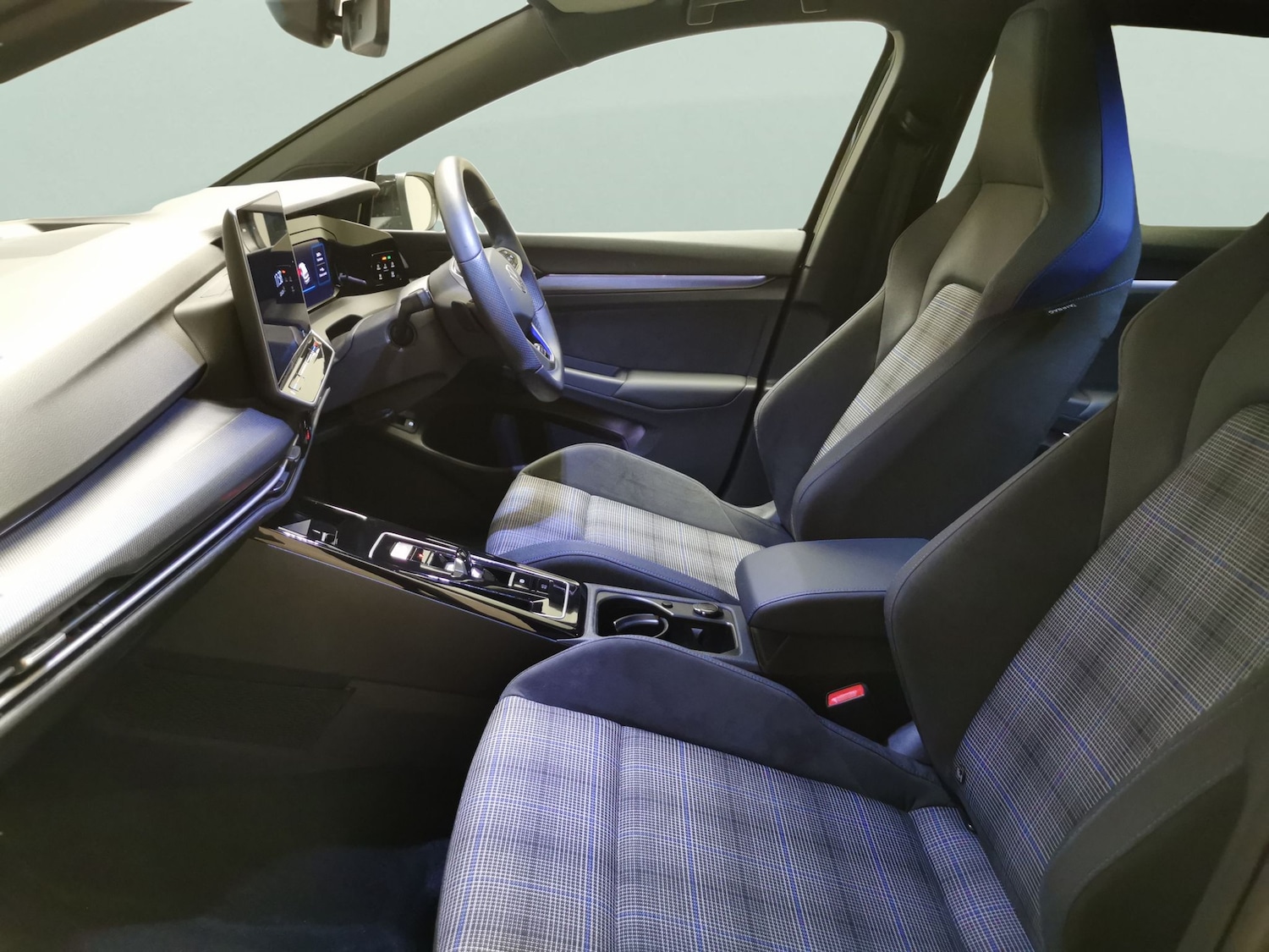 Used Volkswagen Golf 2025 for sale - 78159671: Photo 4