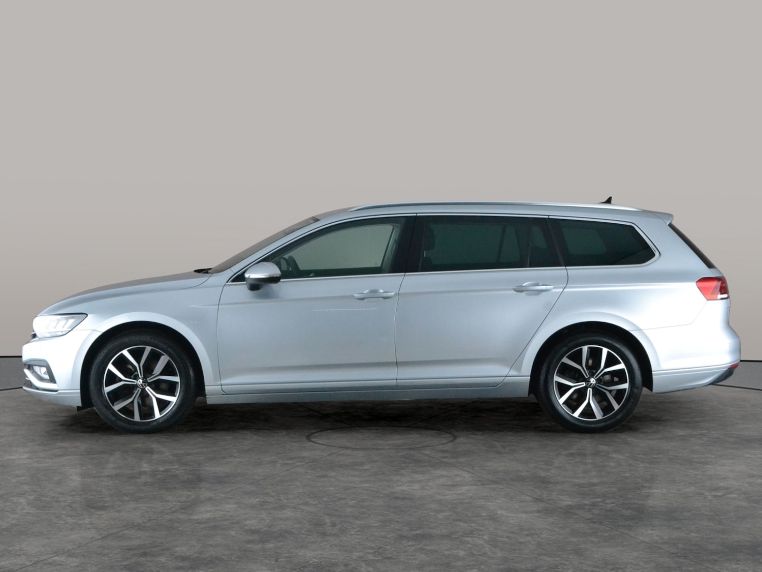Used Volkswagen Passat 2023 for sale - 77829822: Photo 14