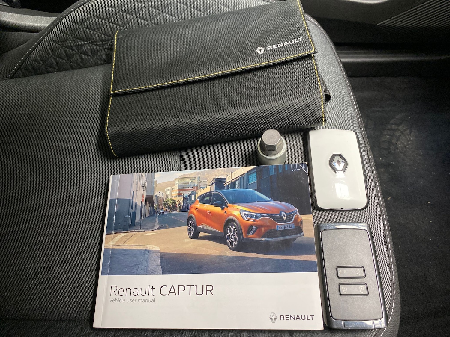 Used Renault Captur 2022 for sale - 78144395: Photo 30