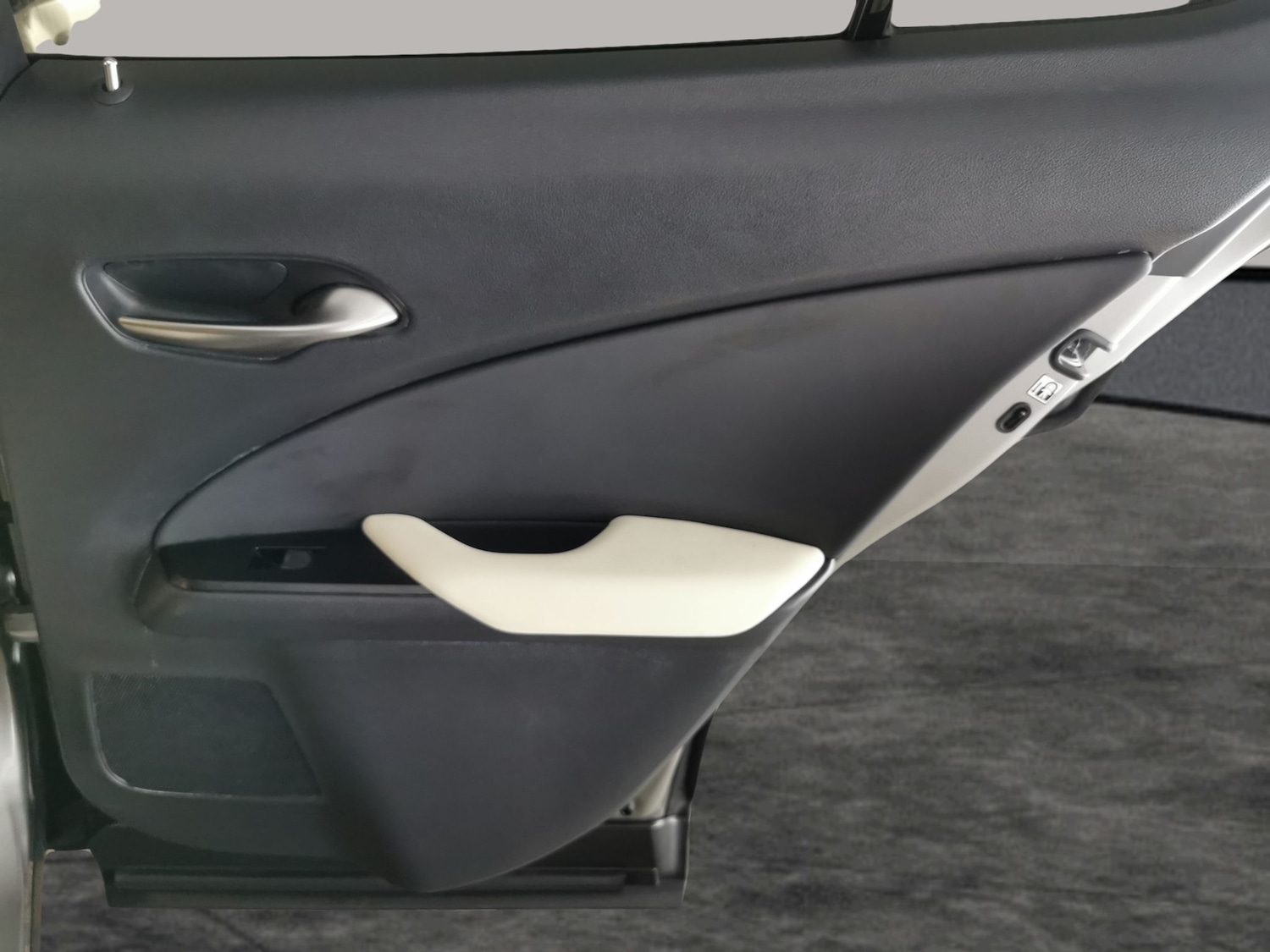 Used Lexus UX 2021 for sale - 77460876: Photo 38