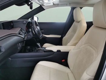 Used Lexus UX 2021 for sale - 77460876: Photo