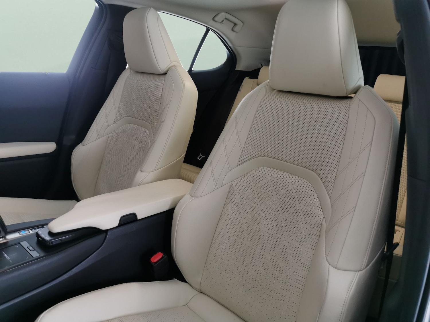 Used Lexus UX 2021 for sale - 77460876: Photo 7