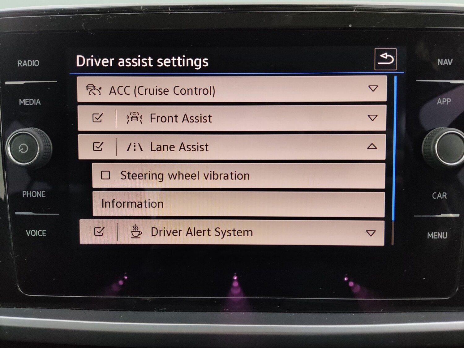 Used Volkswagen T-Roc 2022 for sale - 77890338: Photo 18