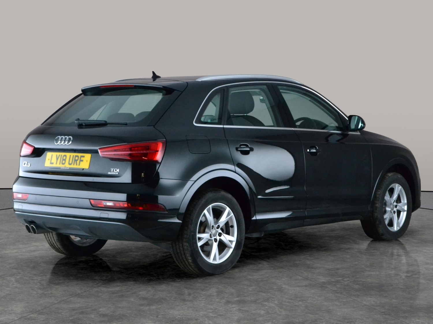 Used Audi Q3 2018 for sale - 77972225: Photo 10