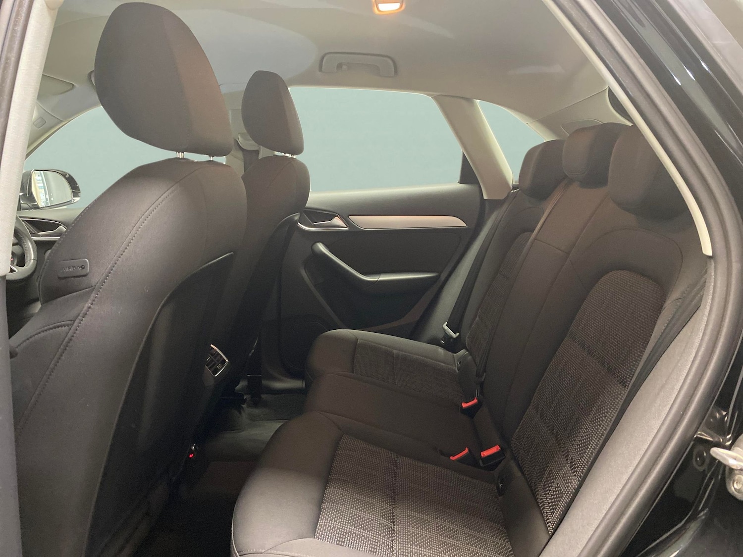 Used Audi Q3 2018 for sale - 77972225: Photo 22