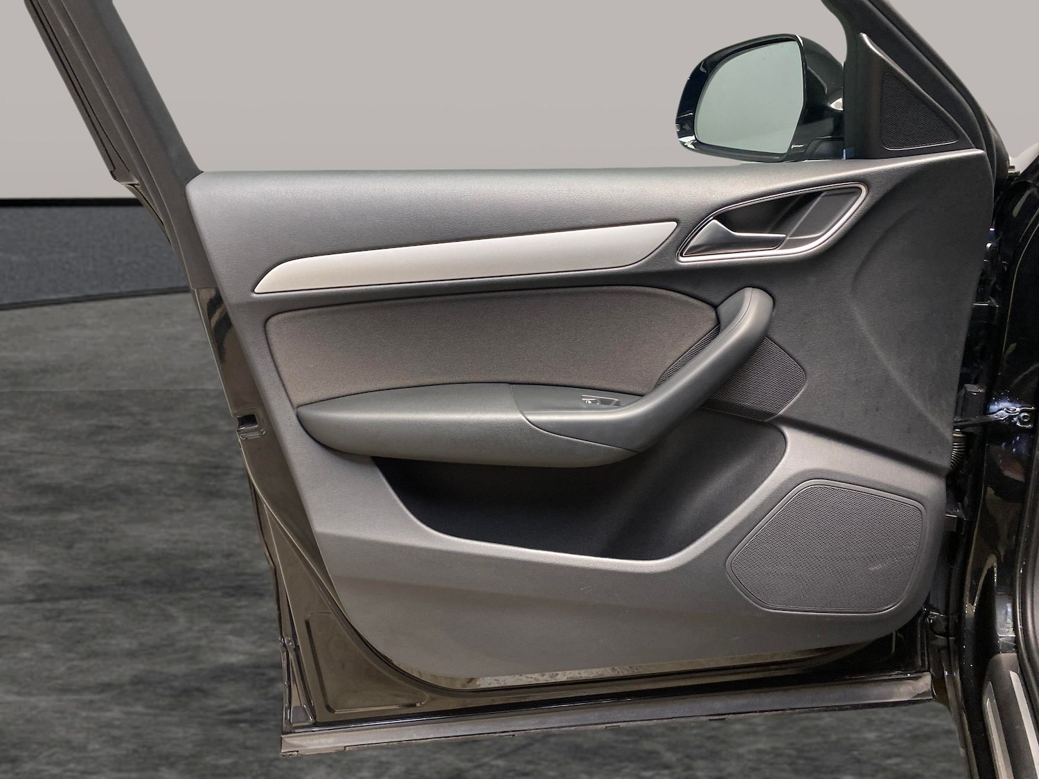 Used Audi Q3 2018 for sale - 77972225: Photo 23