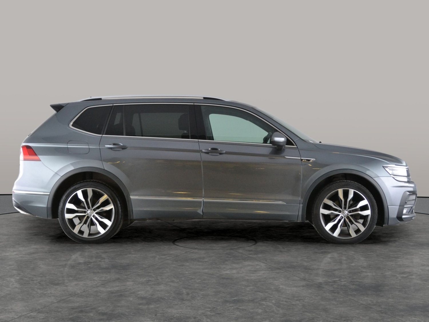 Used Volkswagen Tiguan Allspace 2019 for sale - 77942639: Photo 10